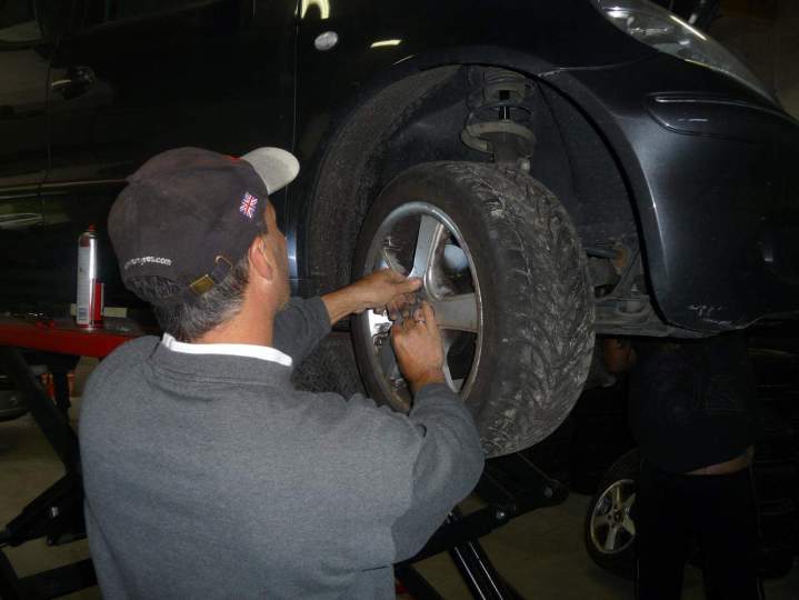 Service de changement de pneu Serrières