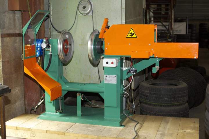 Vérification de pneu Serrières